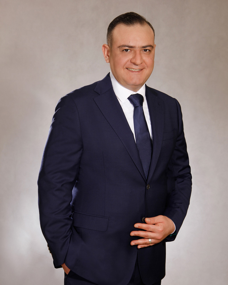 علی افتخاری
