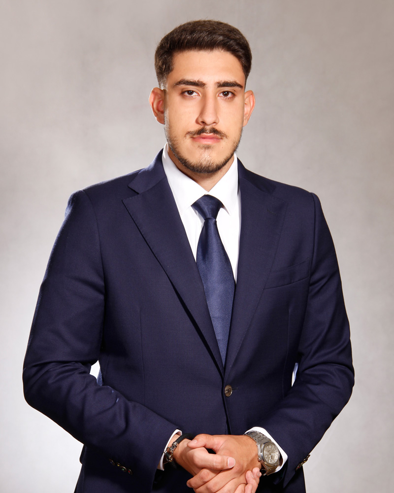 ماهان سخایی